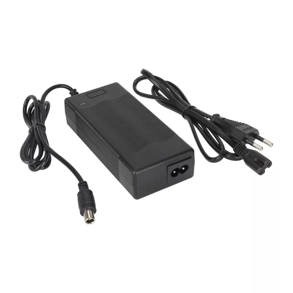 Xiaomi 42V 1.5A Utángyártott Töltő | M365, 1S, Essential, Pro 2 Elektromos Rollerhez